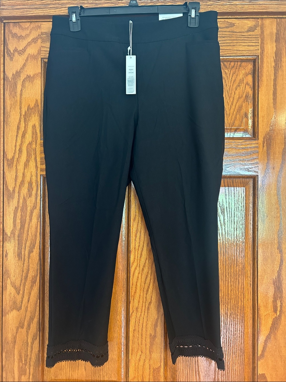 NWT Chico’s So Slimming Brigitte Fringe Hem Slim Crop, Black, Size 2.5